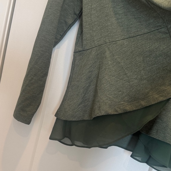 Cardigan - Picture 3 of 5